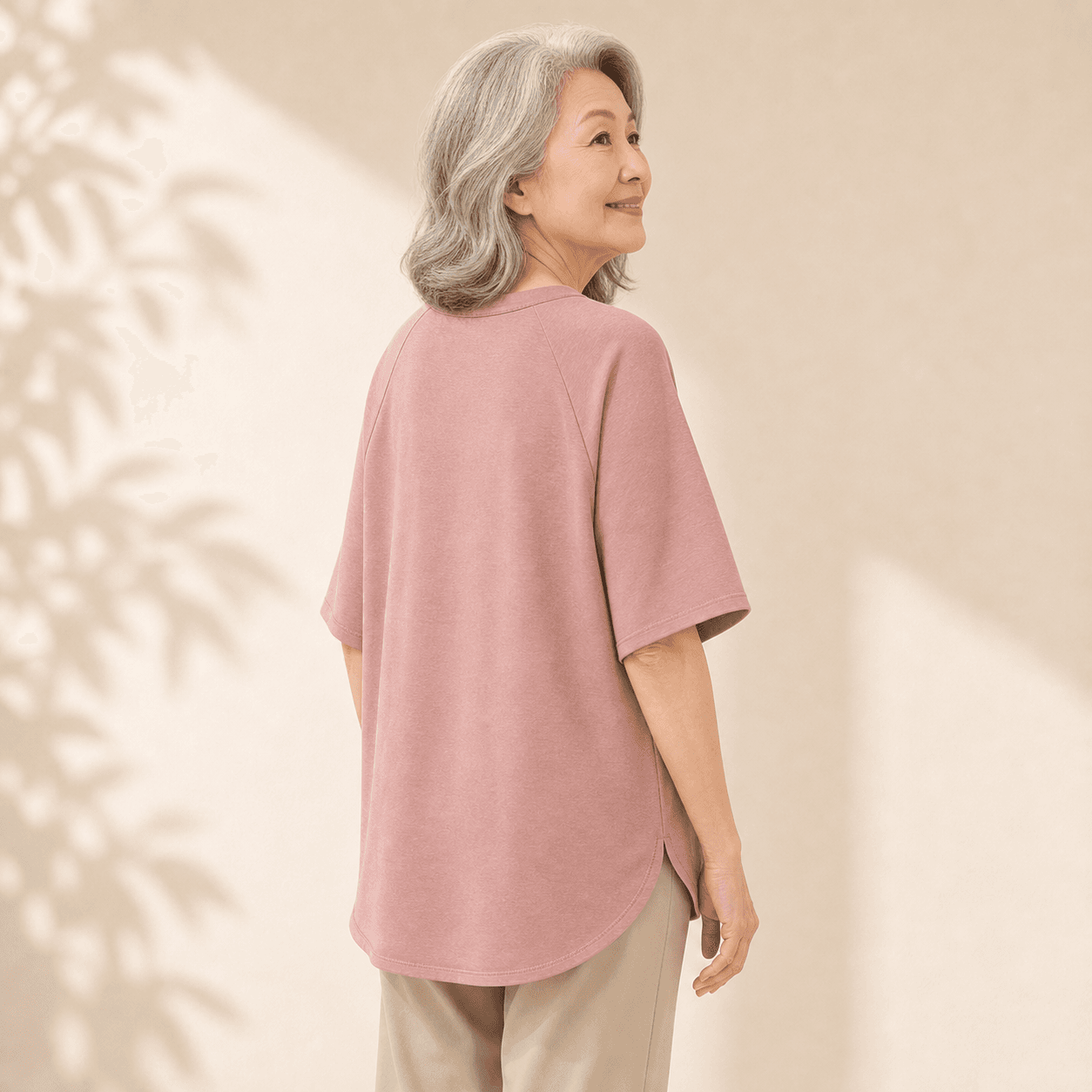 Bí quyết khéo léo của người con khi chọn đồ bộ làm quà - minh họa LENRA